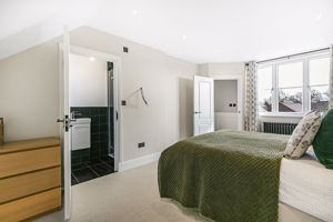 Photo 40- click for photo gallery